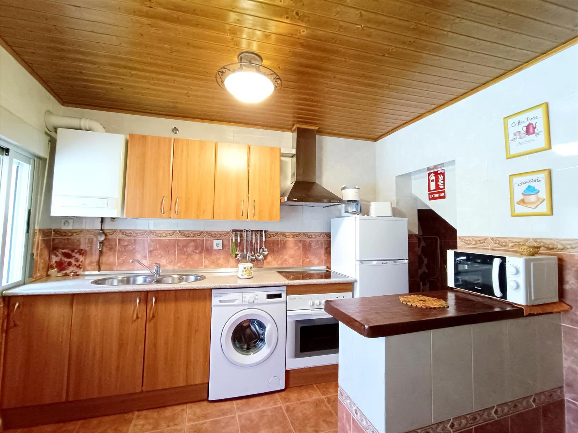 Casa Raspa, Baterna  Luaran gambar