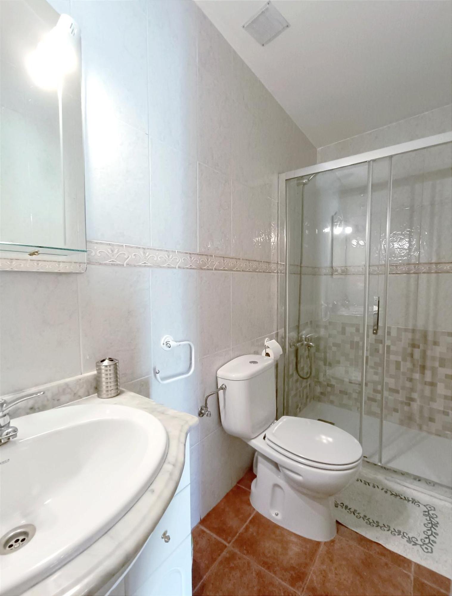 Casa Raspa, Baterna  Luaran gambar